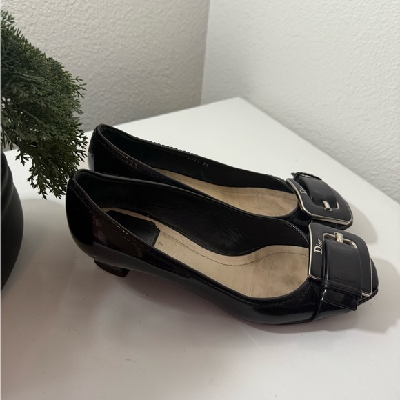 Dior Black Patent Leather Flats - Picture 2 of 7